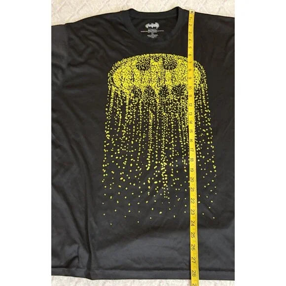 Batman DC Comics Cascading Logo Soft Feel Black Shirt Men’s Size XL - Picture 14 of 14